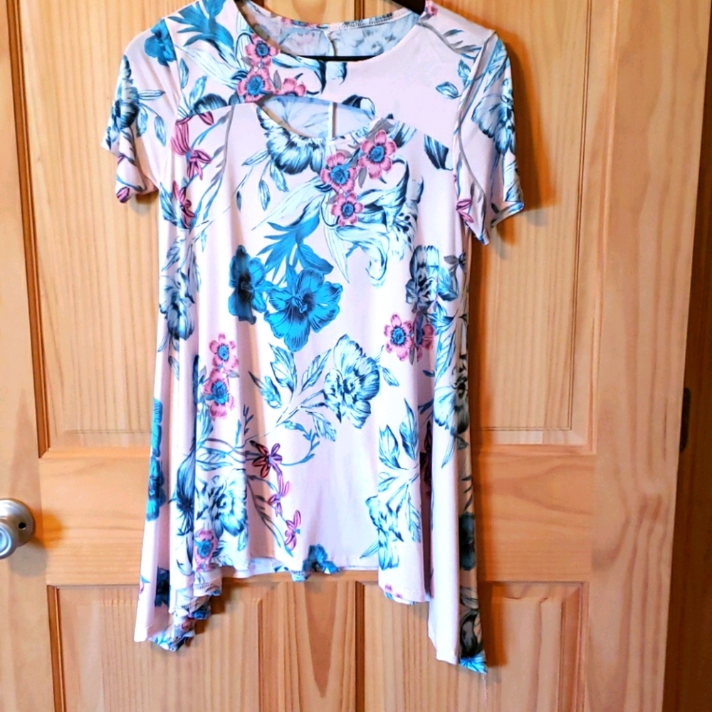 Womens Tunic top sz Small